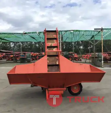 มาใหม่ เครื่องปลูกอ้อยแบบท่อน ตราช้าง SBP 100 มือสอง ใส่รถรุ่น M95 ถึง M108 เครื่องลำเลียงท่อนพันธุ์ LD100 LD100 ฟรีดาวน์ ผ่อน 2,375 ผ่อน 2 ปี SBP ดาวน์ 50,000 ผ่อน 2,375 ผ่อน 2 ปี สนใจโทรสอบถาม 065-2401438 น้องเอิญ เข้ามาเลือกดูที่ร้านได้จ้า