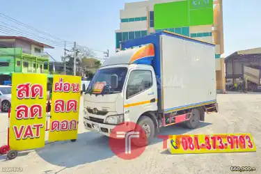 สี่ล้อตู้ HINO XZU 136 แรง ปี 2563 173