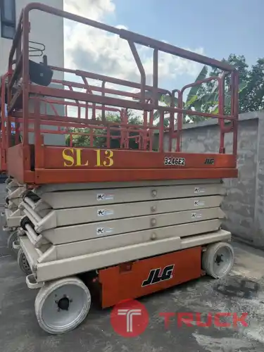 JLG Scissor lift - 3246E2 ลิฟท์ ขากรรไกร 10 เมตร by OEK 098-5625920