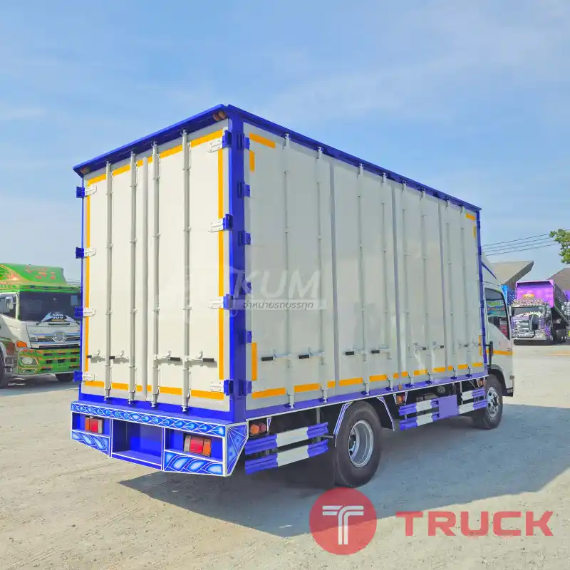 หกล้อตู้สิบบาน ISUZU NPR 150 แรง ปี 2565 5464 หกล้อตู้สิบบาน ISUZU NPR 150 แรง ปี 2565 5464