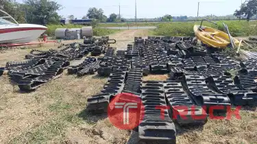 แทรคยางรถเกี่ยวข้าว แทรคยางรถไถ แทรคยางรถบรรทุกตีนตะขาบเล็ก มือ2 Bridgestone