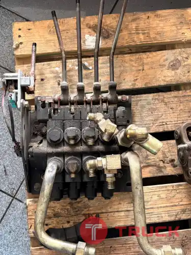 จำหน่ายอะไหล่รถยกไฟฟ้า&nbsp;คอนโทรลวาล์ว นิชิยู รุ่น&nbsp;75 ขนาด&nbsp;2&nbsp;ตัน