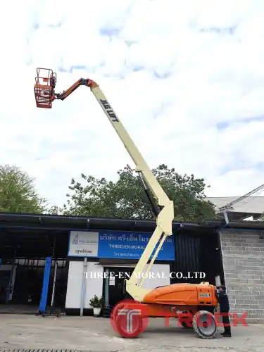 รถกระเช้า Boom Lift JLG E600JP