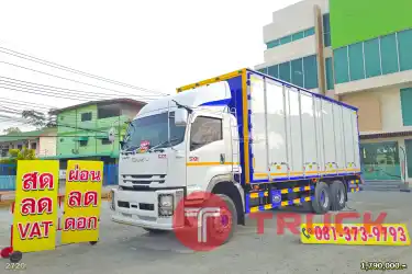 สิบล้อตู้ ISUZU FVM 240 แรง ปี 2560 2720