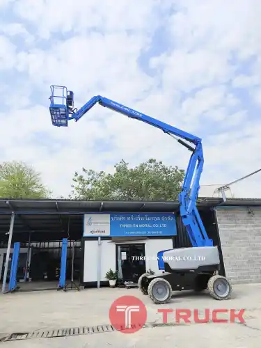 รถกระเช้า Boom Lift Genie Z60-37DC