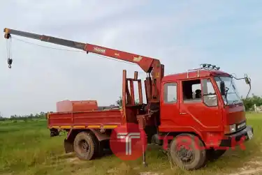 6&nbsp; ล้อติดเครน 4.3&nbsp; ตัน