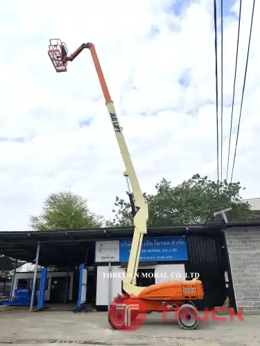 รถกระเช้า Boom Lift JLG E600JP