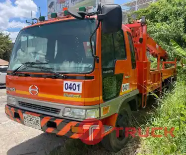 รถ 6 ล้อ เจาะเสาไฟฟ้า ชุดเจาะ Aichi 3 ตัน