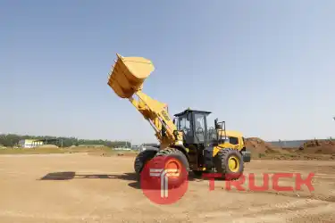 รถตักล้อยาง SEM 656F ผลิตโดยแคทเทอร์พิลลาร์