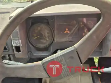 รถพร้อมทำเงินครับ Mitsubishi Fuso 160 แบบ 6 ล้อ 4 ประตู เก็บงานแล้วพร้อมลุย เครื่องแห้ง ช่วงล่างแน่น ขนทีมงานสะดวก พร้อมโอน เอาไปวิ่งงานต่อได้ทันที