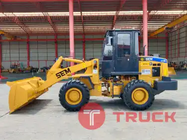 ขายรถตักล้อยาง ยี่ห้อ SEM รุ่น 618D ผลิตโดยแคทเทอร์พิลลาร์