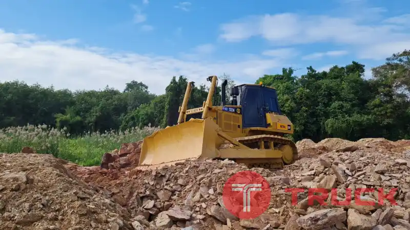 ขายรถดัน SEM816D