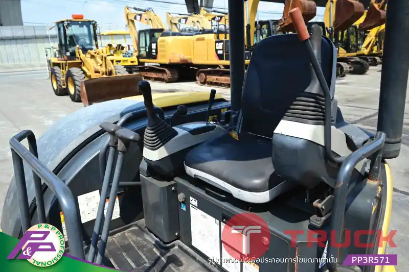 ขายรถขุดเล็ก KOMATSU PC40MR-3 แทรคเหล็ก มีไลน์หัวเจาะ มือสองสภาพดี นำเข้าจากญี่ปุ่น โดย P&P Pro