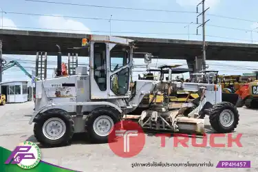 ขายรถเกรด KOMATSU GD405A-2 เทียบเท่า 120G ห้องเก๋ง มี Scarifier ใบมีด 3.0 เมตร มือสองสภาพดี นำเข้าจากญี่ปุ่น โดย P&P Pro