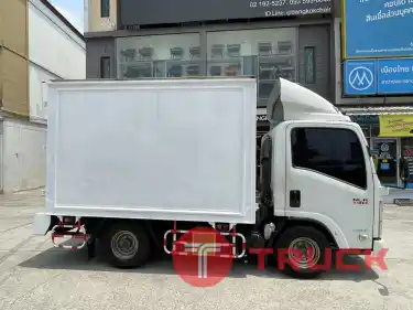 รถบรรทุกตู้ทึบ 4 ล้อ ISUZU NLR 130 แรงม้า ปี 2016 รุ่น NLR85EXXXS