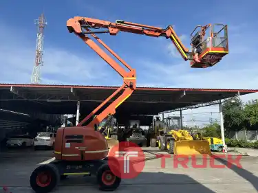 รถกระเช้าบูม JLG รุ่น450AJ ความสูง 13.70 เมตร เครื่องยนต์ดีเซล ติดต่อ Line jiraroj2909