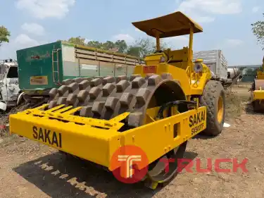 รถบด10ตัน2เพลา หนามหุ้มเรียบ SAKAI SV500TF