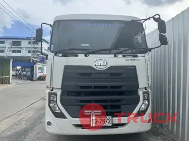 UD truck 10 ล้อ หัวลาก 2 เพลา พร้อมหาง