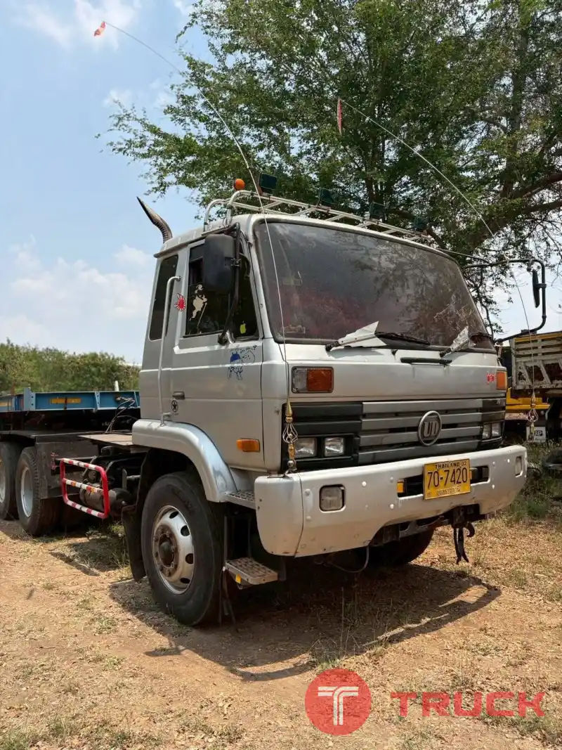 หัวลาก10ล้อ2เพลาNissan CWM430HT