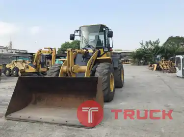 รถตัก KOMATSU WA200-6 พร้อมใช้งาน สอบถามที่คุณครีม 0658844400