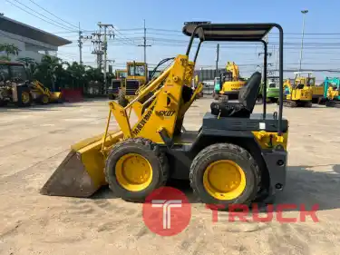 KOMATSU SK07 นำเข้าจากญี่ปุ่น สภาพพร้อมใช้งาน สนใจโทร. 089-0050007 คุณชญานิน หรือ Add LINE ID @sangenjp www.sangenjp.com www.nmc99.com