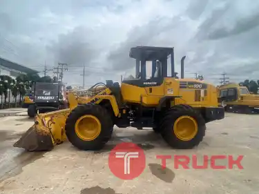 KOMATSU WA100-7 นำเข้าจากญี่ปุ่น สภาพพร้อมใช้งาน สนใจโทร. 089-0050007 คุณชญานิน หรือ Add LINE ID @sangenjp www.sangenjp.com www.nmc99.com