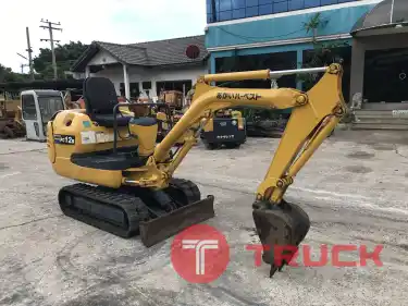 รถขุด KOMATSU PC12R-8 ใช้งานมาน้อย สอบถามที่คุณครีม 0658844400