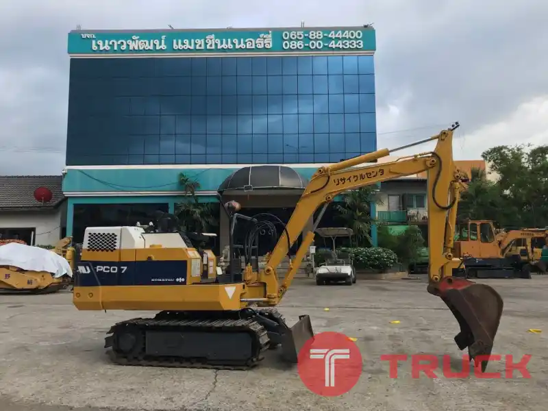 รถขุด KOMATSU PC07 ใช้งานมาน้อย สอบถามที่คุณครีม 0658844400