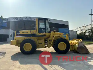 KOMATSU WA300-1 นำเข้าจากญี่ปุ่น สภาพพร้อมใช้งาน สนใจโทร. 089-0050007 คุณชญานิน หรือ Add LINE ID @sangenjp www.sangenjp.com www.nmc99.com