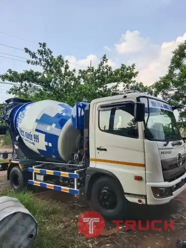 รถโม่ปูน 6 ล้อ ขนาด 4.5คิว ไกรสร 086-3516797 พร้อมส่งมอบ