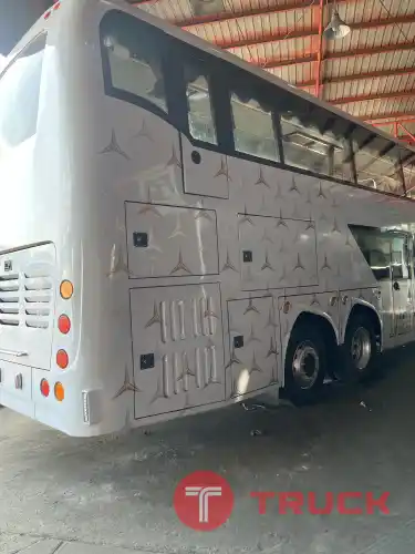 รถบัส Benz 2ชั้น 8ล้อ สภาพวิ่งพร้อมใช้งาน
