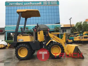 KOMATSU RA300 นำเข้าจากญี่ปุ่น สภาพพร้อมใช้งาน สนใจโทร. 089-0050007 คุณชญานิน หรือ Add LINE ID @sangenjp www.sangenjp.com www.nmc99.com