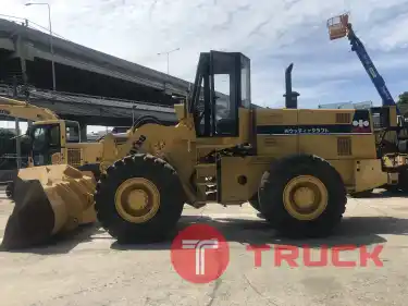 KOMATSU 530 นำเข้าจากญี่ปุ่น สภาพพร้อมใช้งาน สนใจโทร. 089-0050007 คุณชญานิน หรือ Add LINE ID @sangenjp www.sangenjp.com www.nmc99.com