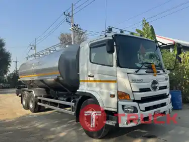 รถบรรทุกน้ำมันนมดิบ ขนาด 18,000 ลิตร ฟรีดาวน์ ไกรสร 086-3516797