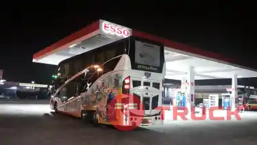 ขายรถบัสแปดล้อสองชั้น