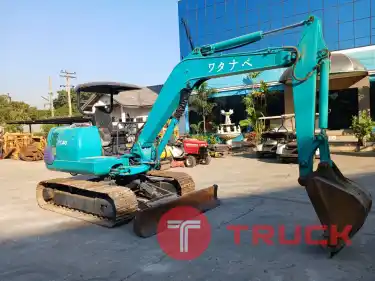 รถขุด KOMATSU PC40-7 ใช้งานมาน้อย สอบถามที่คุณครีม 0658844400