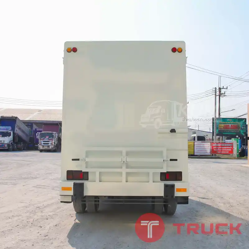 หกล้อตู้ Food Truck ISUZU NMR 130 แรง ปี 2558 5477 หกล้อตู้ Food Truck ISUZU NMR 130 แรง ปี 2558 5477