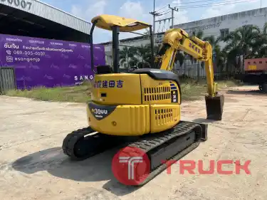KOMATSU PC30UU-2 นำเข้าจากญี่ปุ่น สภาพพร้อมใช้งาน สนใจโทร. 089-0050007 คุณชญานิน หรือ Add LINE ID @sangenjp www.sangenjp.com www.nmc99.com