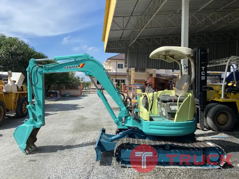 รถแบคโฮ YANMAR รุ่น VIO30-1 ขนาด 3ตัน รถเก่านอกนำเข้า ติดต่อ Line jiraroj2909