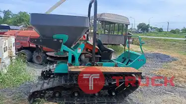 รถหว่านปุ๋ย 600kg ตีนตะขาบ เครื่องยนต์คูโบต้า 13 แรงม้า ไดสตาร์ทกุญแจ รุ่นใหม่สภาพสวย จากญี่ปุ่น ปรับสภาพให้พร้อมใช้งาน 100 หว่านปุ๋ยเม็ด ปุ๋ยผง ปูนขาว โคโลไมท์ ปรับปรุงดิน 65000 bาท ไลน์ไอดี ฮัลโหล 0947899445