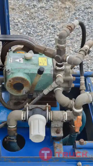 ปั๊มอัดฉีด WATER JET แรงกว่าปั๊มพ่นยา ปริมาณน้ำเยอะกว่า เหมาะกับงานล้าง ทำความสะอาด คราบหนักๆ ที่ต้องการปริมาณน้ำในการชะล้าง แรงดันสูง เครื่องยนต์ ROBIN 8.5แรงม้า ปั๊มรุ่นใหม่ แรงจัด มีถังน้ำในตัว