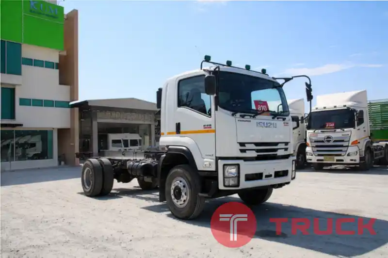 หัวคัสซี ISUZU FTR 240 แรง ปี 2566 3266 หัวคัสซี ISUZU FTR 240 แรง ปี 2566 3266