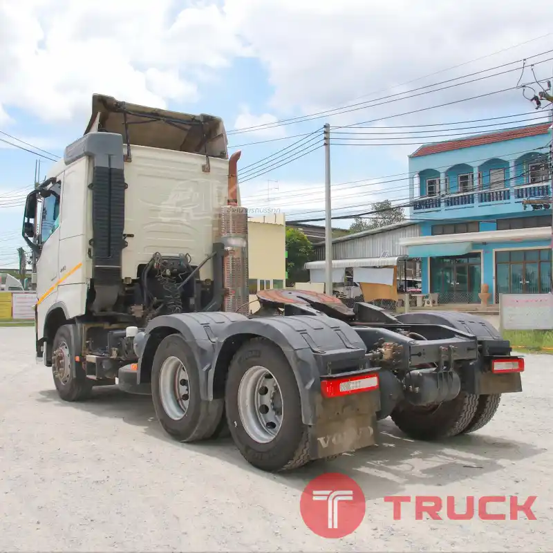 ราคาตัด สิบล้อหัวลาก VOLVO FH 440 แรง ปี 2558 8454 ราคาตัด สิบล้อหัวลาก VOLVO FH 440 แรง ปี 2558 8454
