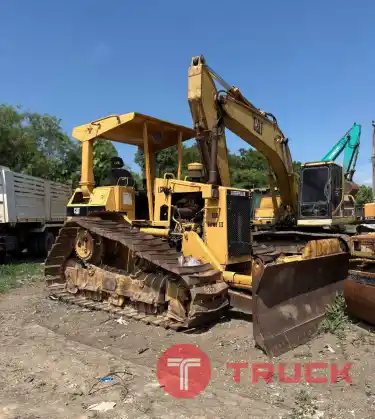 เเทรกเตอร์ดันดิน CATERPILLAR D4H Series III