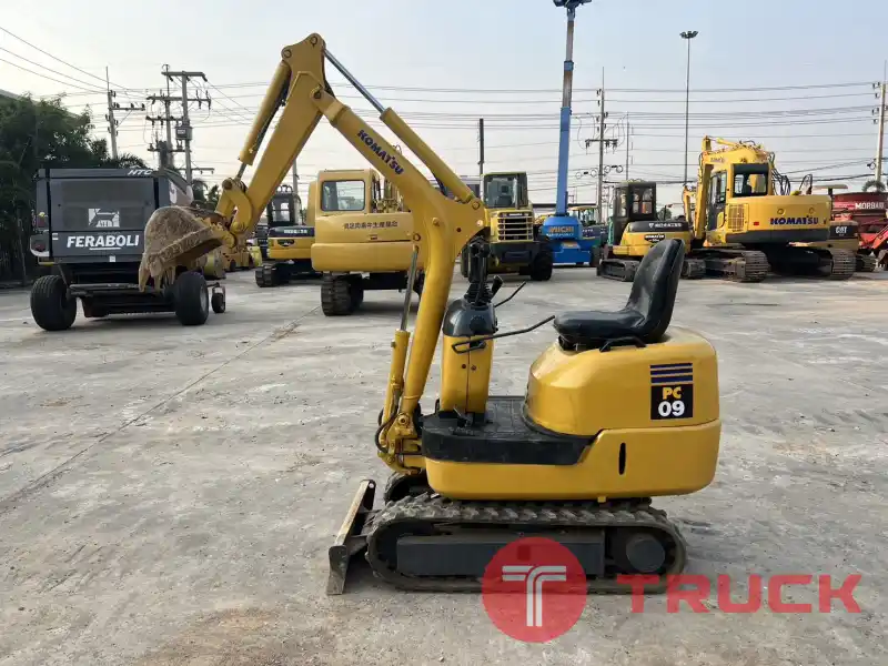 KOMATSU PC09-1 นำเข้าจากญี่ปุ่น สภาพพร้อมใช้งาน สนใจโทร. 089-0050007 คุณชญานิน หรือ Add LINE ID @sangenjp www.sangenjp.com www.nmc99.com