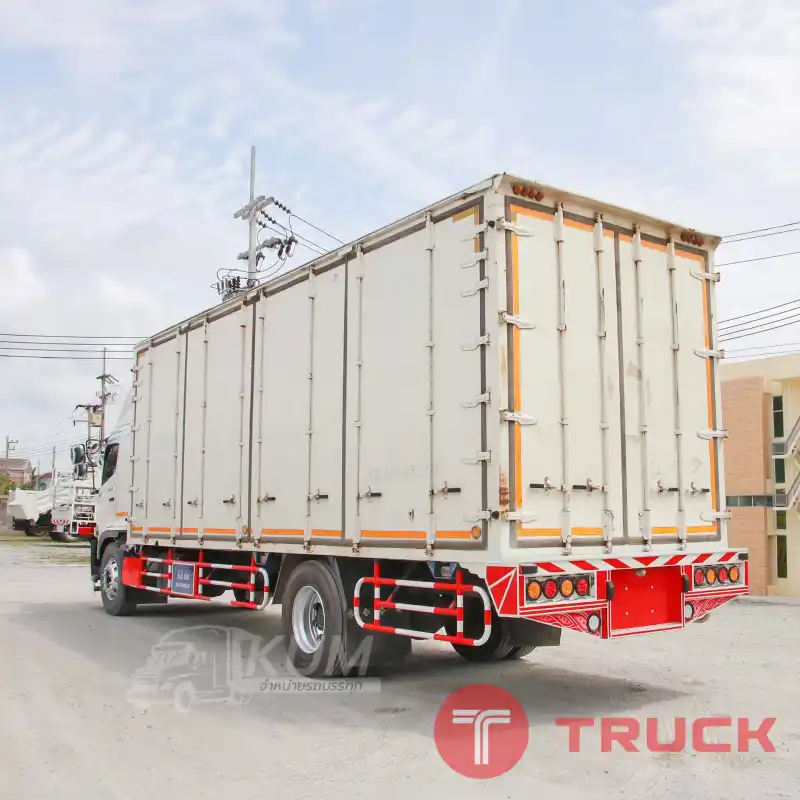 หกล้อตู้สิบบาน HINO FG8J 240 แรง ปี 2561 4378 หกล้อตู้สิบบาน HINO FG8J 240 แรง ปี 2561 4378