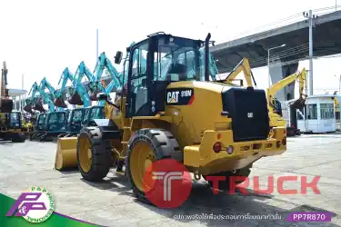 ขายรถตักแขนยาว ยางตัน CAT 910M รุ่น ใหม่ เทียบเท่า WA100-8 ห้องเก๋ง มีฟังก์ชันลดความสั่นสะเทือนขณะขับขี่ Ride control มือสองสภาพดี นำเข้าจากญี่ปุ่น โดย P&P Pro
