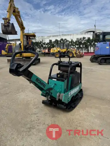 เครื่องตบดิน BOMAG BPR40 พร้อมใช้งาน สอบถามที่คุณครีม 0658844400