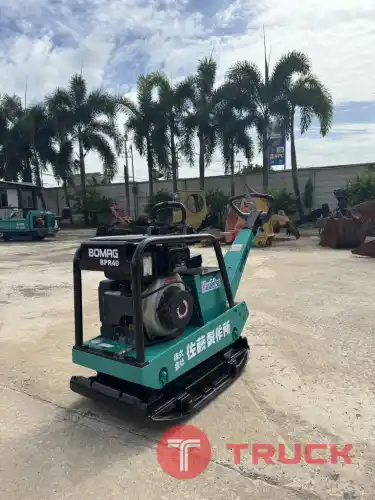 เครื่องตบดิน BOMAG BPR40 พร้อมใช้งาน สอบถามที่คุณครีม 0658844400