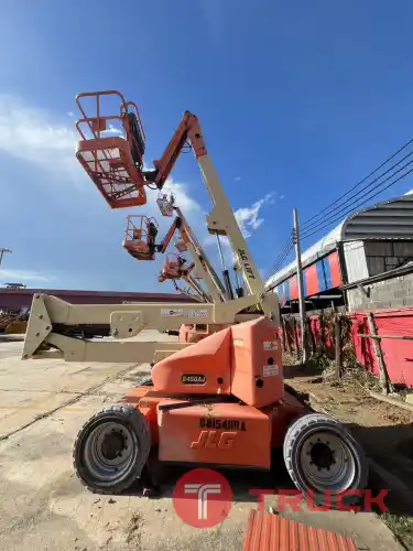 ขายรถกระเช้า JLG บูมข้อศอก E450AJ สูง 13.72 เมตร มือสอง ขายรถกระเช้า JLG บูมข้อศอก E450AJ สูง 13.72 เมตร มือสอง